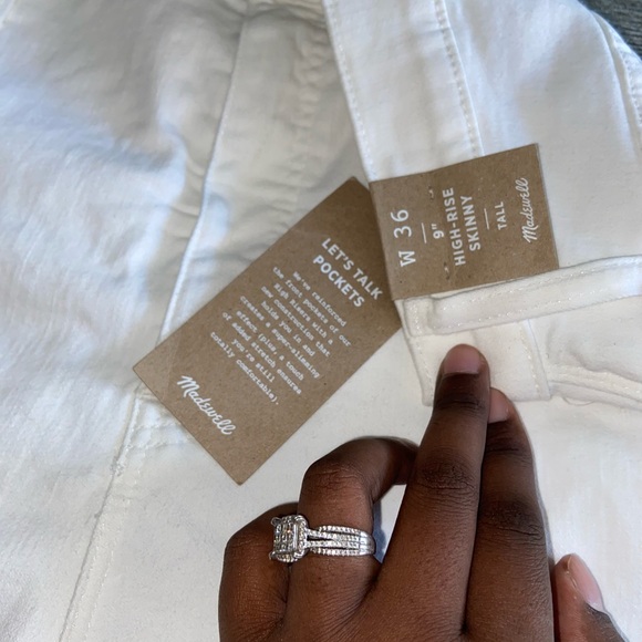 Curvy. plus size pure white madewelljeans - Picture 9 of 10